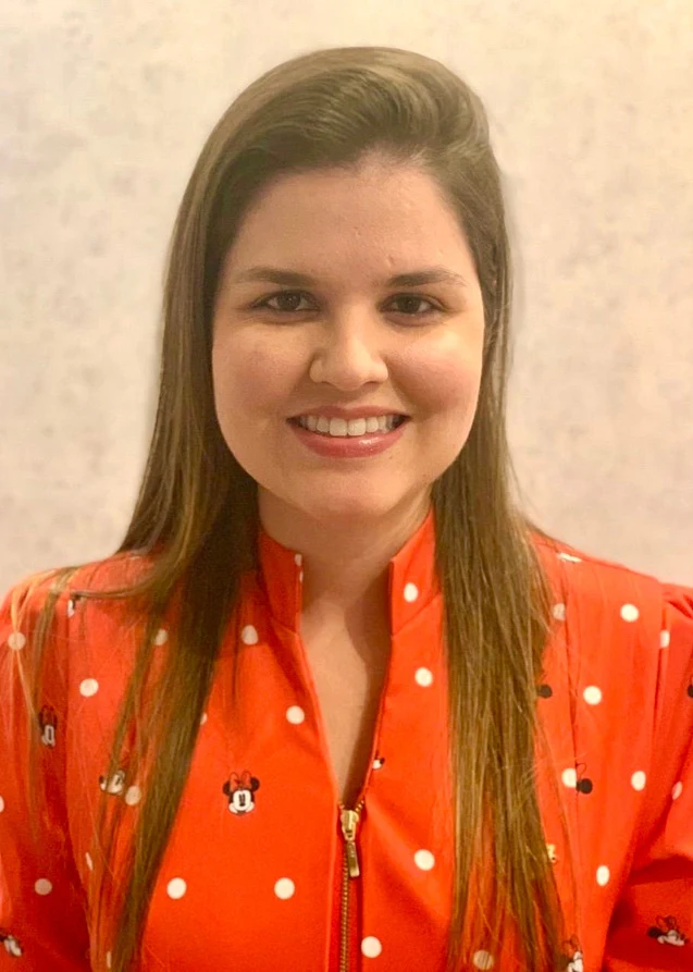 Dra. Renata Nunes